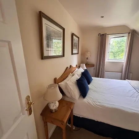 5 Bedroom In Forest Park Ireland