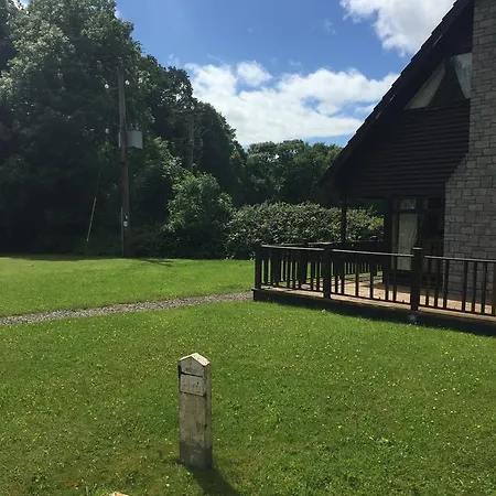 5 Bedroom In Forest Park Ireland 샬레 *